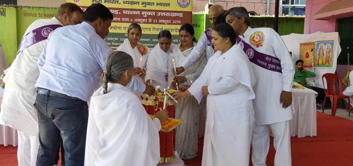 Rishikesh Candle Lighting